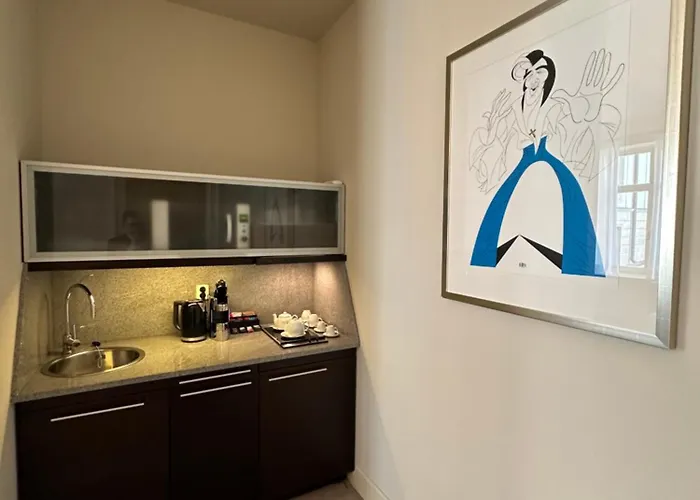 Hotel Aria