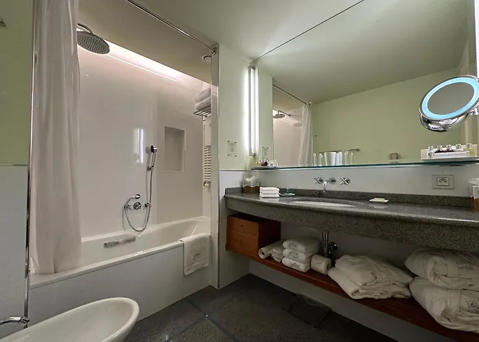 Aria Hotel 5*